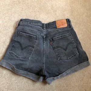High Rise Levi Shorts